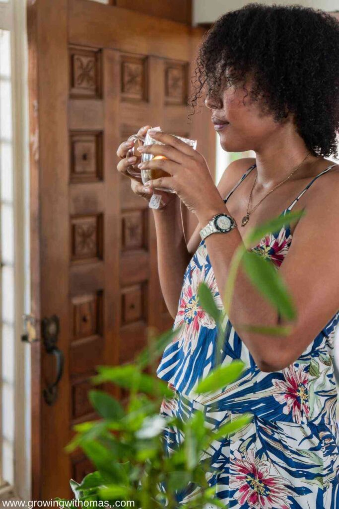 womam-taking-a-break-with-a-up-of-coffee-on-how-to-stay-productive-without-feeling-overwhlemed