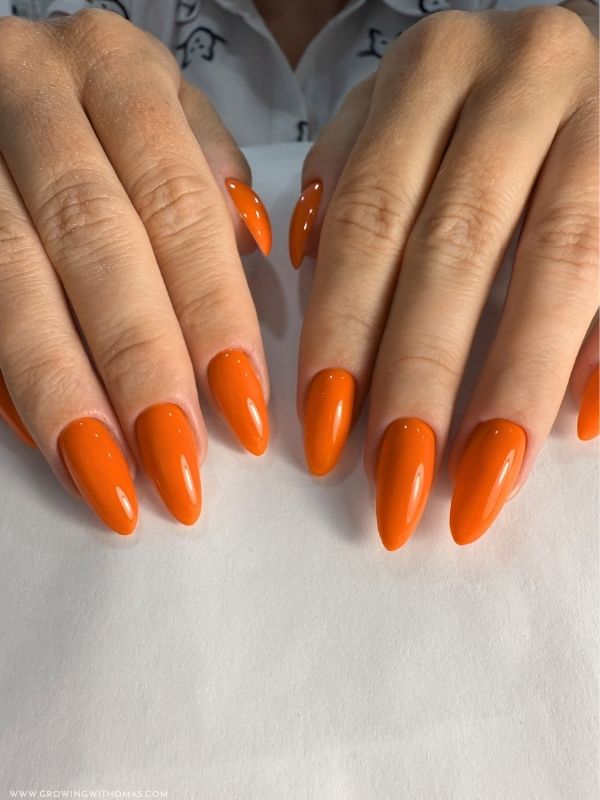 Burnt-orange-Thanksgiving-nails