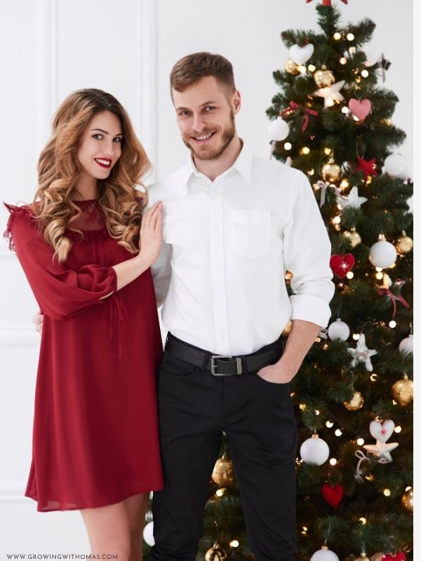 Couple-Christmas-Picture