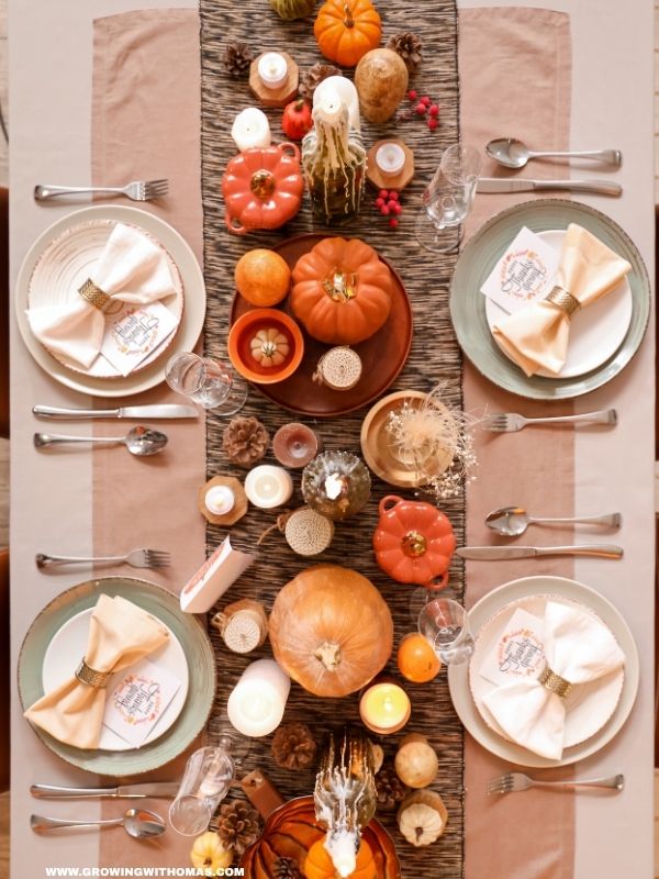cozy-thanksgiving-table-settings