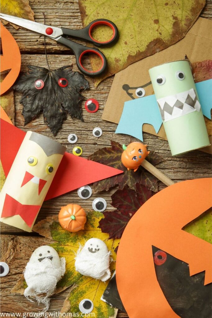 halloween-paper-lantern-in-DIY-Halloween-craft