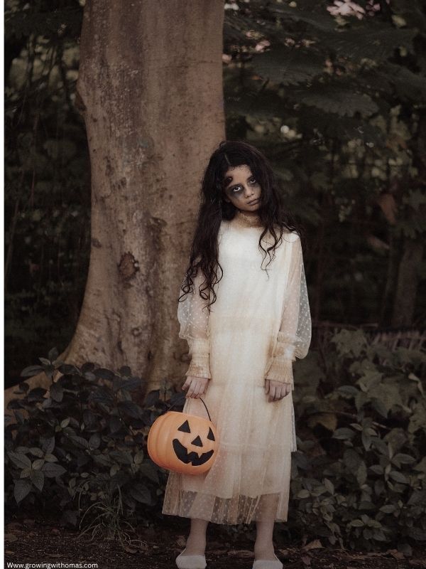 ghost-halloween-outfit