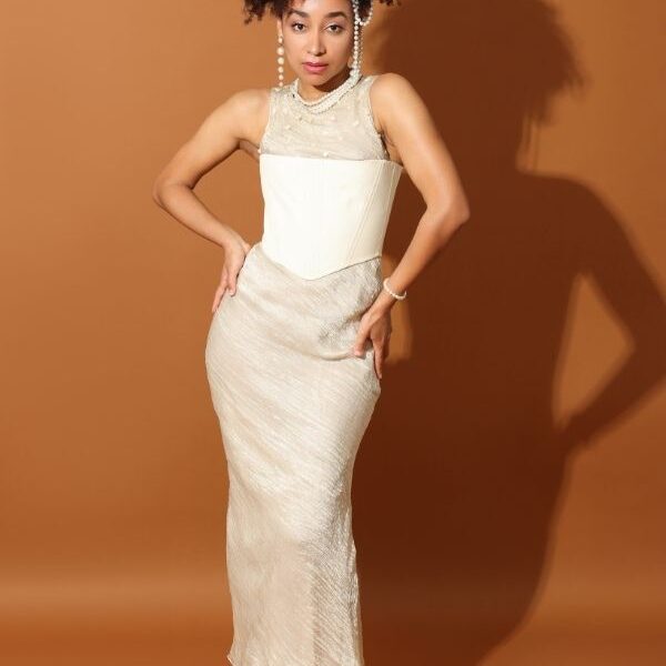 Elegant-woman-wearing-a-modest-feminine-church-outfit-beautiful-midi-dress-with-heels-featured-image-church-outfit-ideas-for-women