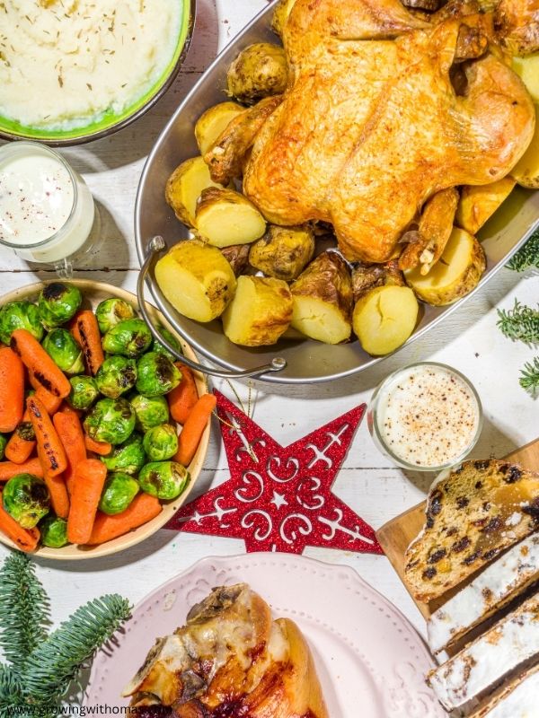 New-Years-Eve-food-ideas-arranged-on-a-festive-party-table